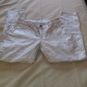 Low rise skinny ankle